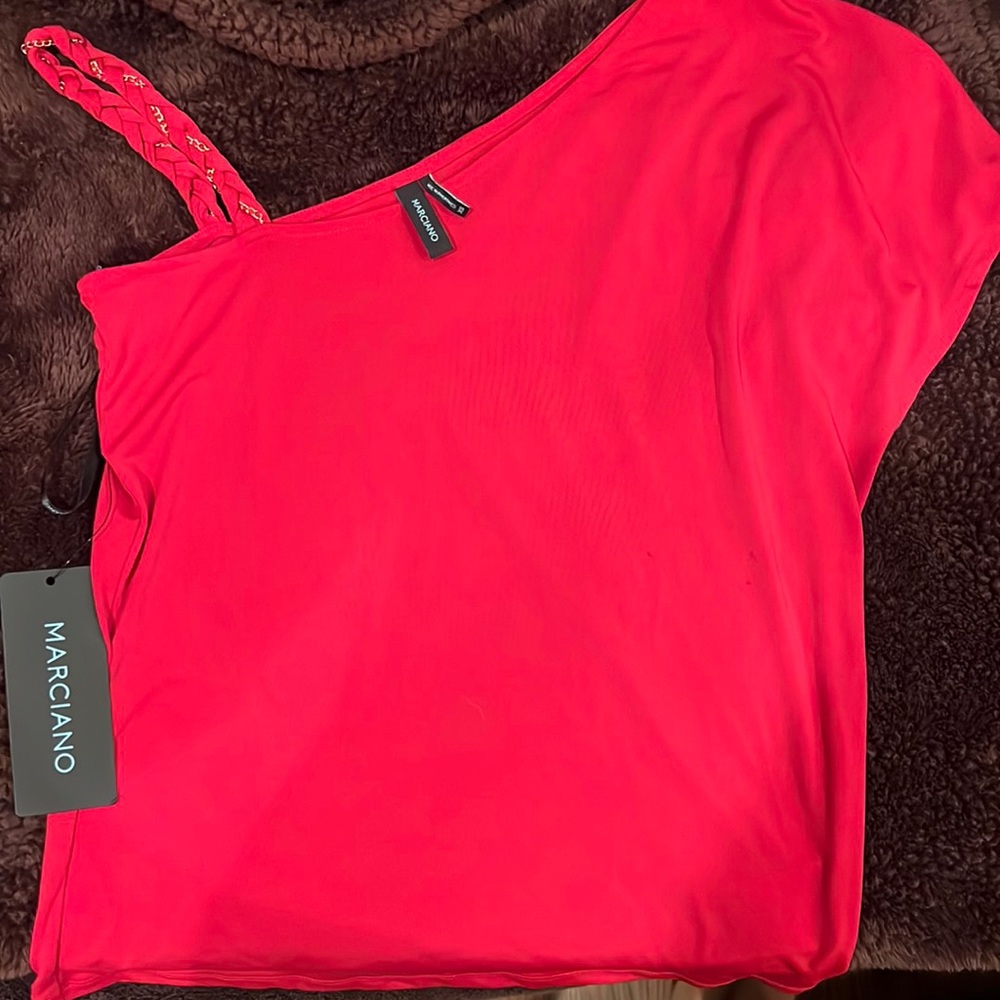 Brand new with tags Marciano chenille rose xs top
